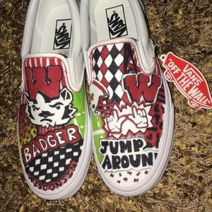 wisconsin badger customized Vans